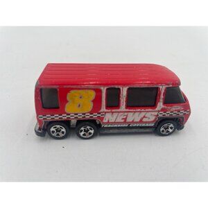 2011 Hot Wheels Mattel Inc. Diecast Red "News Trackside Coverage" Van Toy Car